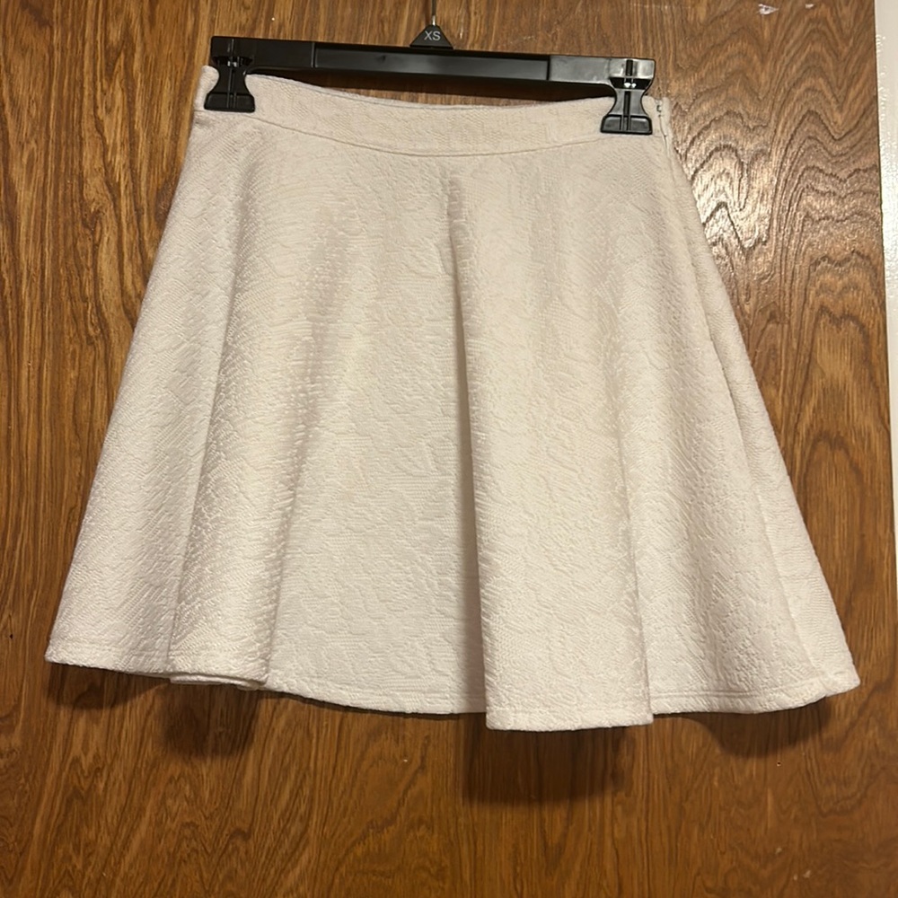 Abercrombie & Fitch white rose skirt